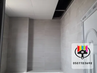 اسقف مستعارة وشرائح المنيوم